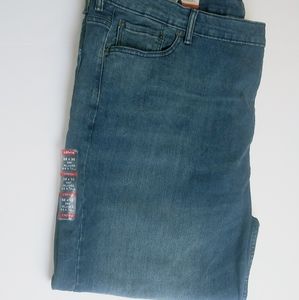 Levi 550  Relaxed Big & Tall Jeans 52 x 30